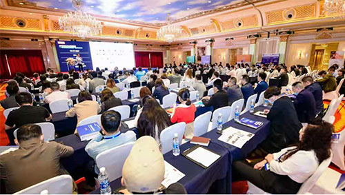 Intelligence and the Internet of Things have become the current key trends of smart lighting and smart street light poles. Recently, the first east-west intelligent cross-border exchange conference co-organized by Baima Technology was held in Chongqing, bringing a variety of 4G/5G smart lighting gateways and smart street light pole gateways to the exhibition to jointly promote the popularization and application of 5G smart poles and smart lighting.
